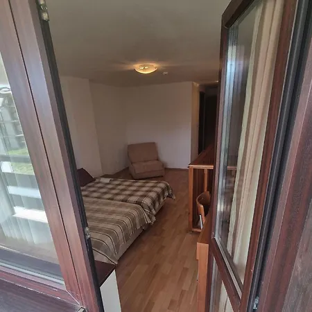 1br Bright 300mbps Wifi Duplex - Two Floors Apartman