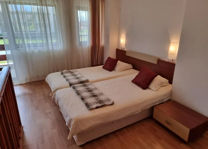 1br Bright 300mbps Wifi Duplex - Two Floors Apartman *