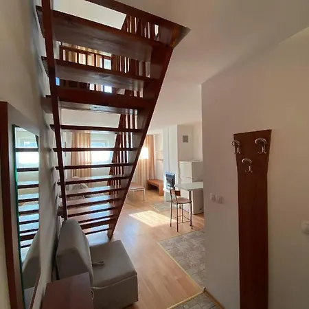 Apartmán 1br Bright 300mbps Wifi Duplex - Two Floors *