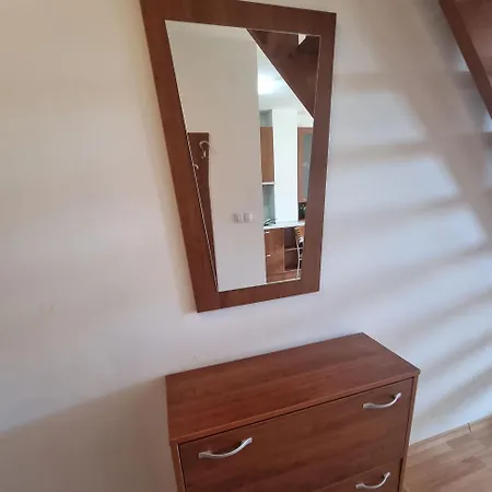 1br Bright 300mbps Wifi Duplex - Two Floors Бансько