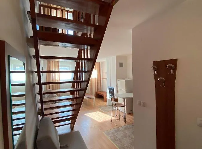 アパート 1br Bright 300mbps Wifi Duplex - Two Floors *