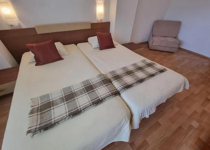 アパート 1br Bright 300mbps Wifi Duplex - Two Floors バンスコ